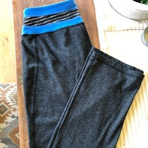 Zella size 10 - charcoal - skinny flare